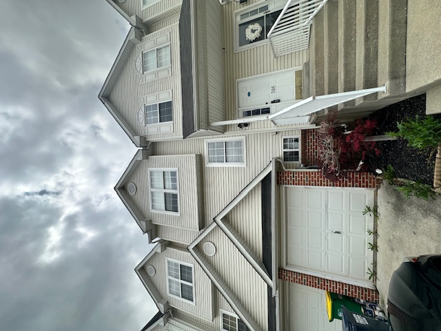 306 Macleren Drive