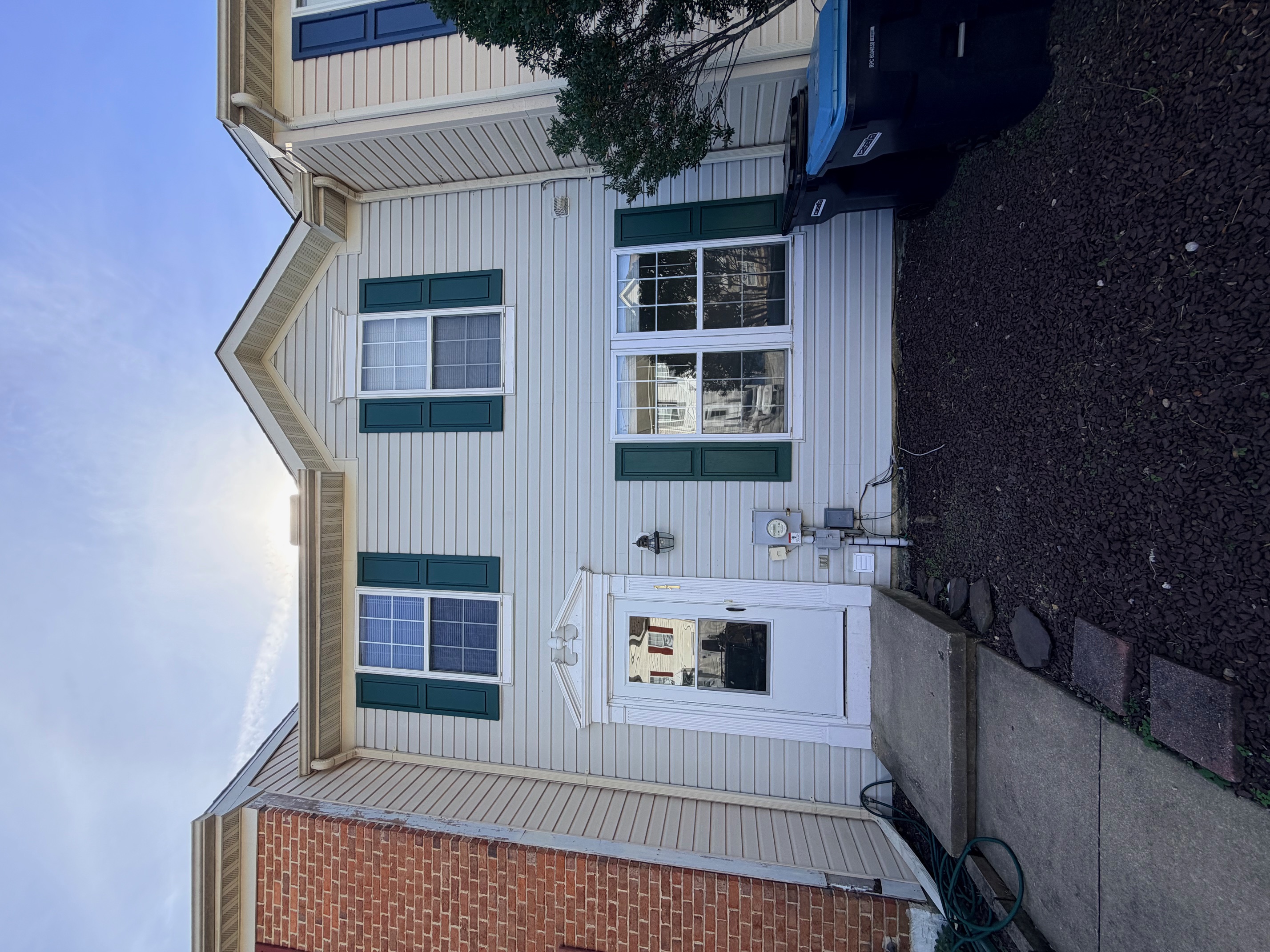 11 W. Christina Place